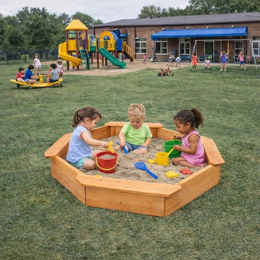 KINDER HOME Dečiji drveni peskarnik – model sa 8 strana i 4 sedišta, 134,5×134,5 cm WSB-1345