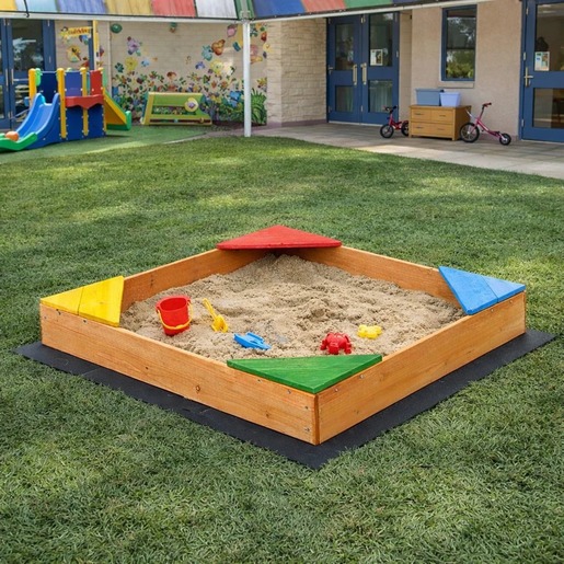 KINDER HOME Dečiji drveni peskarnik sa 4 sedišta – 90x90 cm, za dvorište i baštu WSB-900