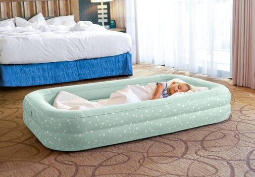 INTEX KREVET KIDZ TRAVEL BED WITH HAND PUMP 66810NP