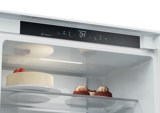 Candy ugradni frižider CNBQT3719EW, 382 l, No Frost