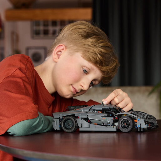 LEGO Koenigsegg Jesko Absolut sivi hiperautomobil 42173