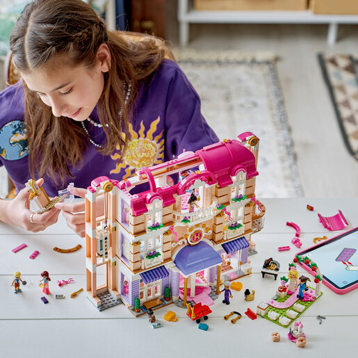 LEGO Grand hotel Medenog Grada 42704