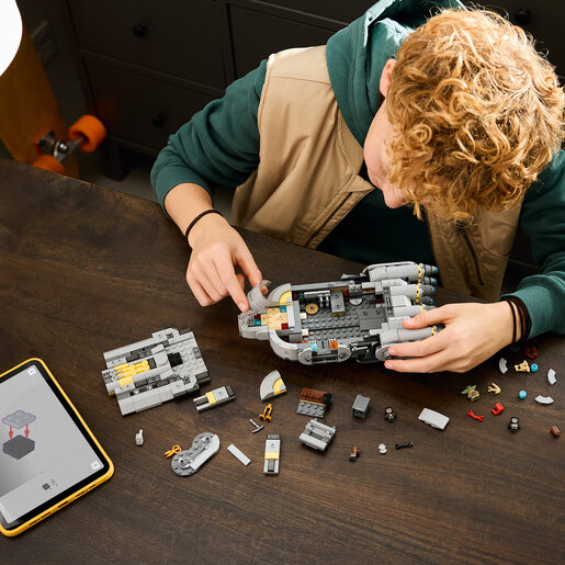 LEGO Svemirski brod Anzelana 75445