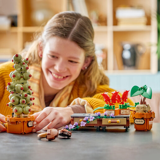 LEGO Hogvorts: Biljke iz herbologije 76474