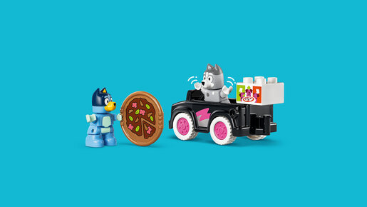 LEGO Štand za picu sa Mafin i Blui 10469