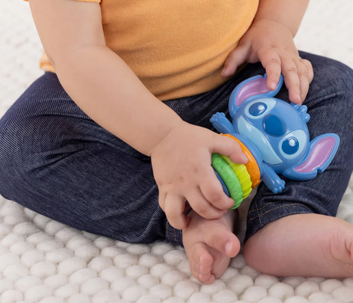KIDS II BS DISNEY BABY IGRACKA STITCH TWIST FIDGET 17470 (3m+)