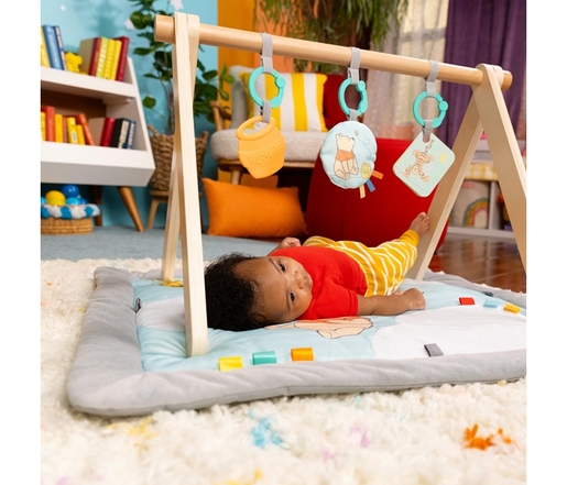 KIDS II DISNEY BABY PODLOGA ZA IGRU - WINNIE THE POOH ONCE UPON A TUMMY TIME ™ 13124 0M+