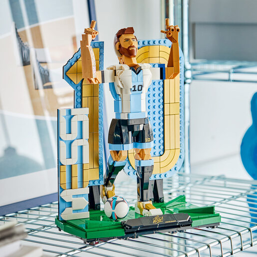 LEGO Lionel Mesi – Fudbalska legenda 43015