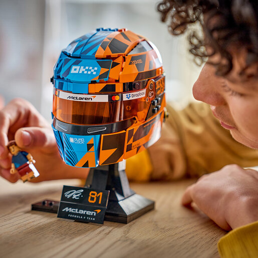 LEGO McLaren Mastercard F1® Team kaciga Oscar Piastri 43017