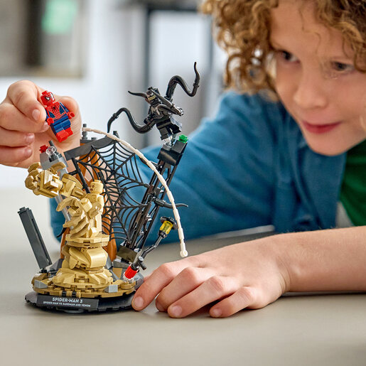 LEGO Epska bitka: Spajdermen protiv Sendmena 76334