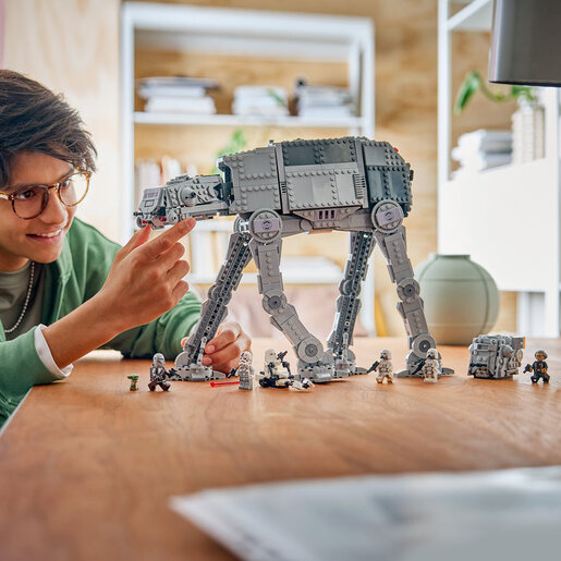 LEGO AT-AT Ostatka Imperije sa INT-4 75454