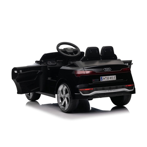 Audi sq8 crni 11662
