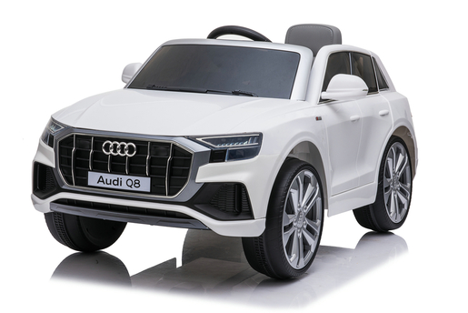 Audi q8 beli 13387