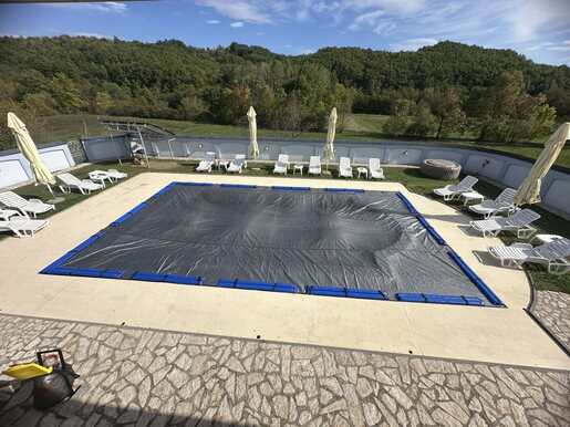 Nero Zimski prekrivač za bazen sa vodenim tegovima 14 x 7m (15,8 x 8,8m)
