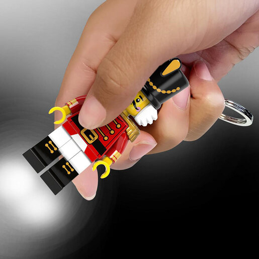 LEGO Minifigure privezak za ključeve sa svetlom: Orašar LGL-KE214H