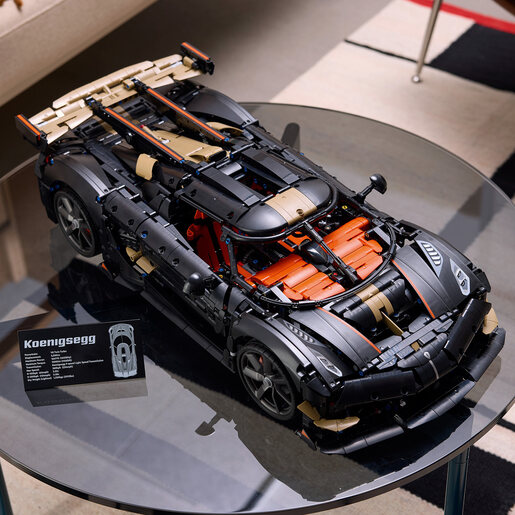 LEGO Koenigsegg Sadair's Spear megaautomobil 42232