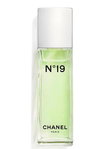 Chanel ženski parfem No.19 EDT 100ml