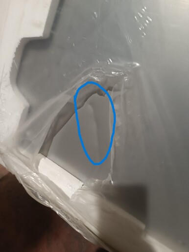 Indesit frižider SI6 2 S - OUTLET