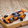LEGO F1® vozač s McLaren formulom 60442