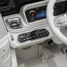 Mercedes eqg 4x4 beli - premium oprema 11529